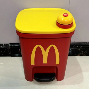 맥도날드 쓰레기통